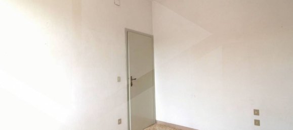 Apartamento de 5 divisões em Pontedera, Italy N.º 22780 18