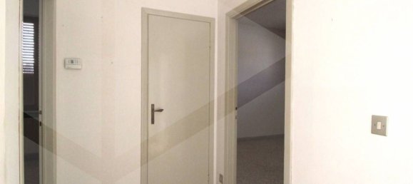 Apartamento de 5 divisões em Pontedera, Italy N.º 22780 22
