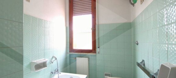 Apartamento de 5 divisões em Pontedera, Italy N.º 22780 11