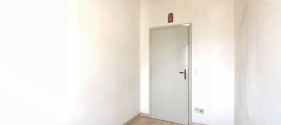 Apartamento de 5 divisões em Pontedera, Italy N.º 22780 20