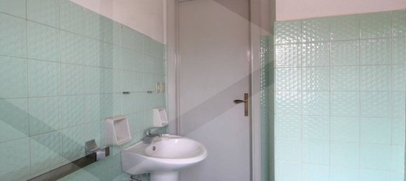 Apartamento de 5 divisões em Pontedera, Italy N.º 22780 12