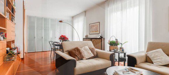 5 rooms Apartment in Milan, Italy No. 241446 5