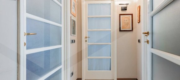 5 rooms Apartment in Milan, Italy No. 241446 23