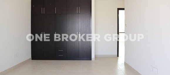 Villa de 3 dormitorios en Al Barsha, UAE No. 271 10