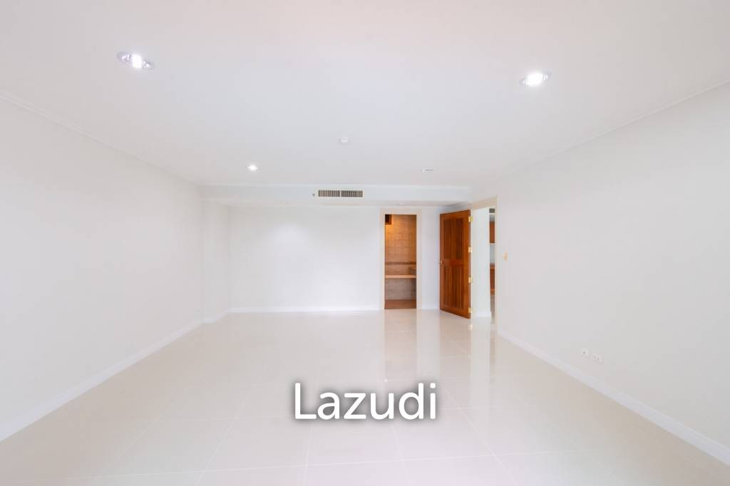 3 bedrooms Condo in Cha-am, Thailand No. 15072