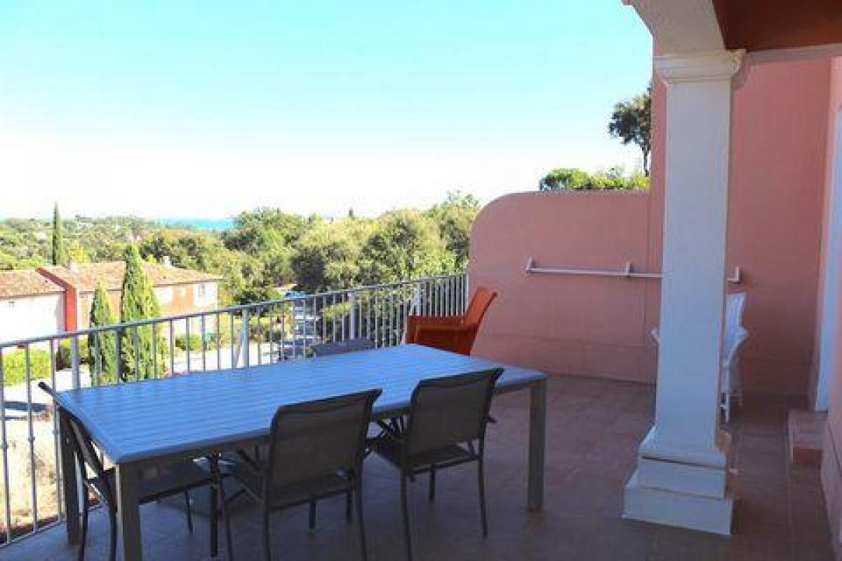2 bedrooms Condo in Grimaud, France No. 4344