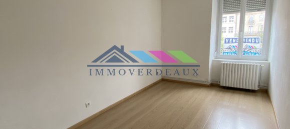 22 rooms Building in Luneville, France No. 92068 2