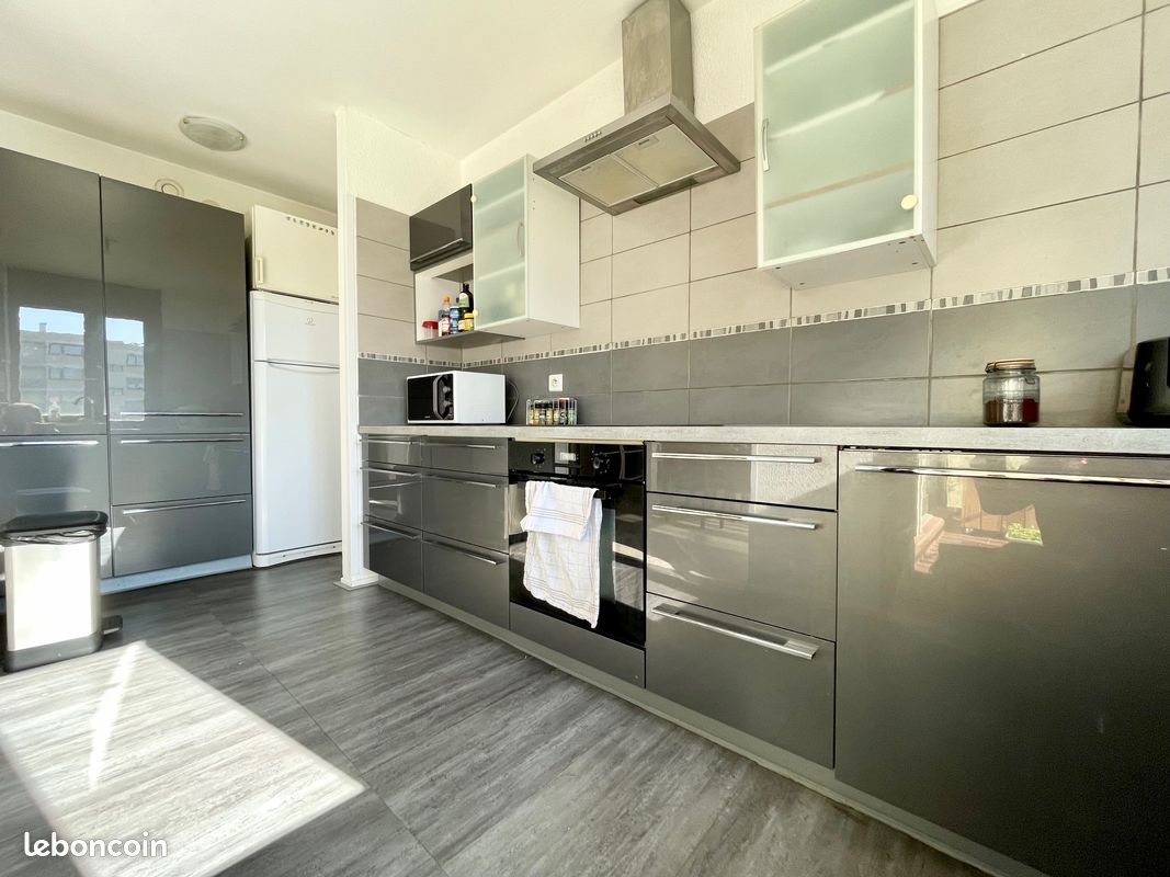 2 غرف نوم شقة في Illkirch-Graffenstaden, France رقم 152621