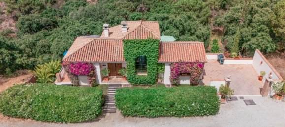 3 Schlafzimmer Haus in Estepona, Spain, Nr. 52290 8