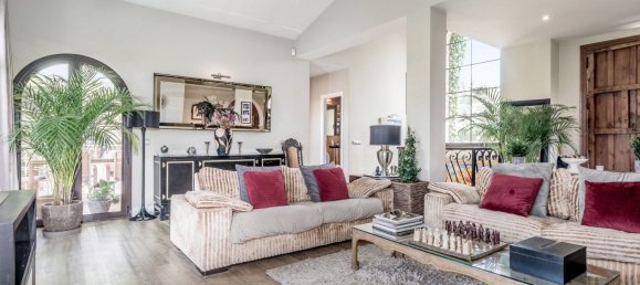 3 Schlafzimmer Haus in Estepona, Spain, Nr. 52290 16