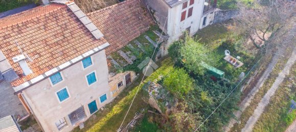 2 rooms House in Roveré Veronese, Italy No. 166131 3