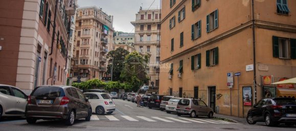 5 rooms Apartment in Genoa, Italy No. 237453 25