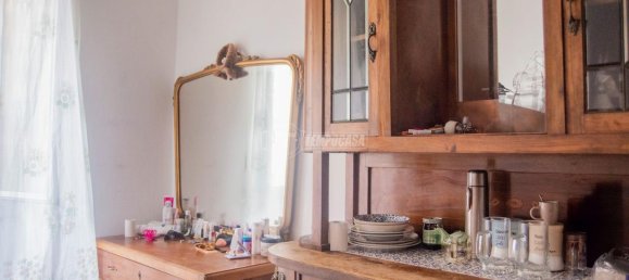 5 rooms Apartment in Genoa, Italy No. 237453 8