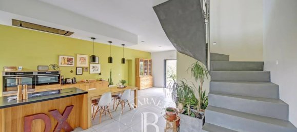 7 chambres Maison à Crespières, France No. 185305 8