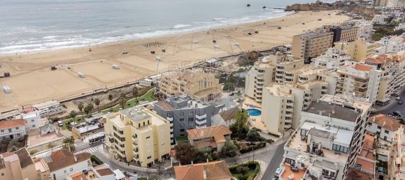 7 bedrooms House in Portimao, Portugal No. 171899 9