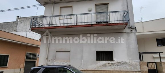 3 Schlafzimmer Haus in Turi, Italy, Nr. 337153 4