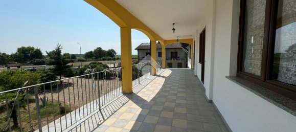 Вилла с 7 комнатами в Пеццана, Италия № 156966 5