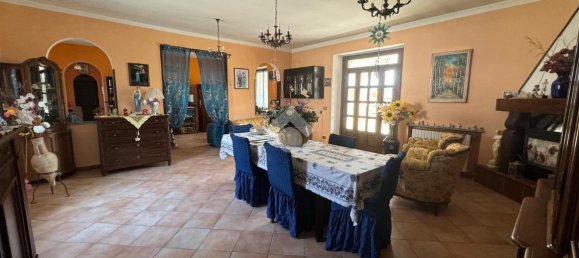 Вилла с 7 комнатами в Пеццана, Италия № 156966 9