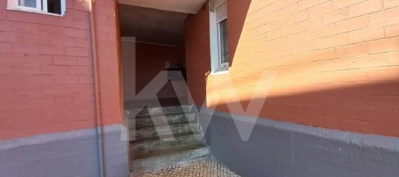 4 bedrooms Apartment in Lisbon, Portugal No. 87821 5