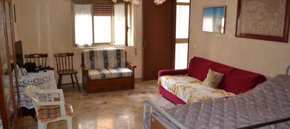 Casa de 8 habitaciónes en Lascari, Italy No. 256242 2