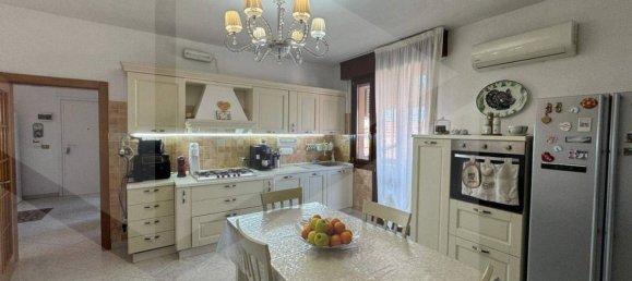 4غرفة شقة في Sassuolo, Italy رقم 20656 22