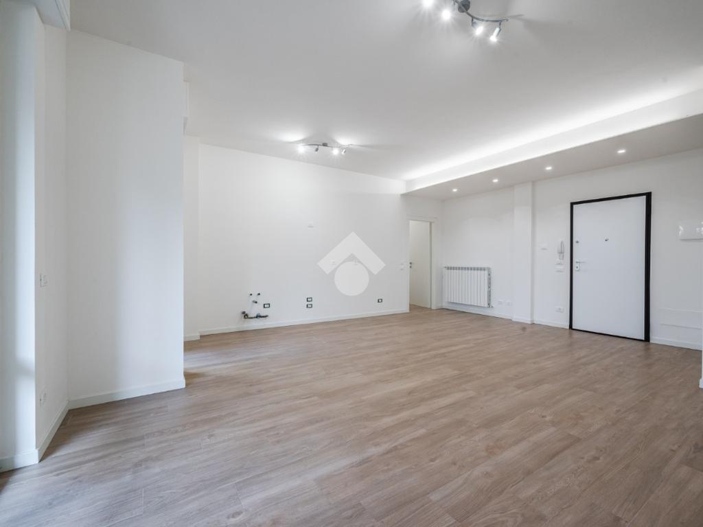 Apartamento T2 em Bergamo, Italy N.º 59236