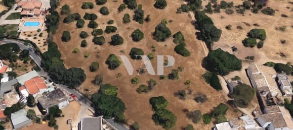  Land in Loule, Portugal No. 139610 3