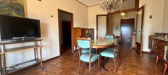 5 Schlafzimmer Wohnung in Reggio Emilia, Italy, Nr. 357560 6