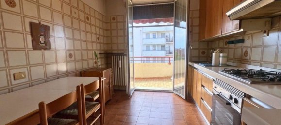 5 Schlafzimmer Wohnung in Reggio Emilia, Italy, Nr. 357560 8
