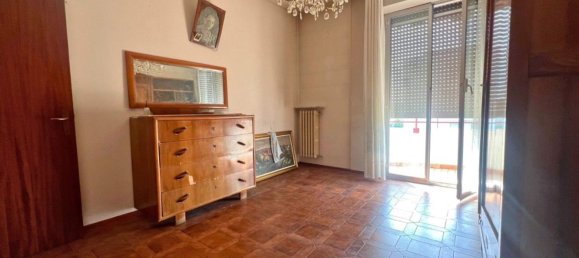5 Schlafzimmer Wohnung in Reggio Emilia, Italy, Nr. 357560 16