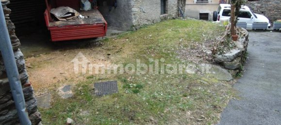 Дом с 4 спальнями в Монтегрино Вальтравалья, Италия № 347560 15