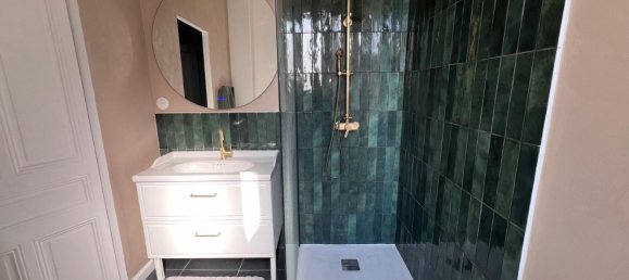 2 chambres Appartement à Saint-Quentin, France No. 241102 4