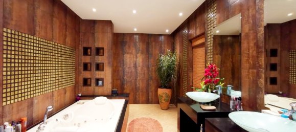 4 bedrooms Cafe / restaurant in Pattaya, Thailand No. 300 27