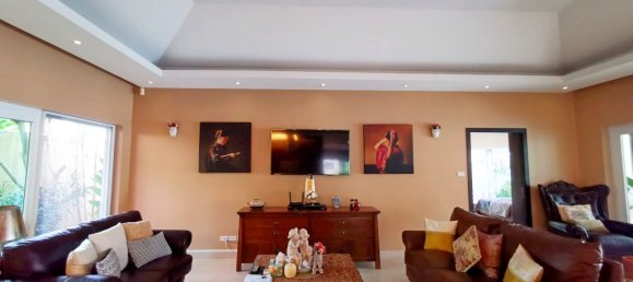 4 bedrooms Cafe / restaurant in Pattaya, Thailand No. 300 14