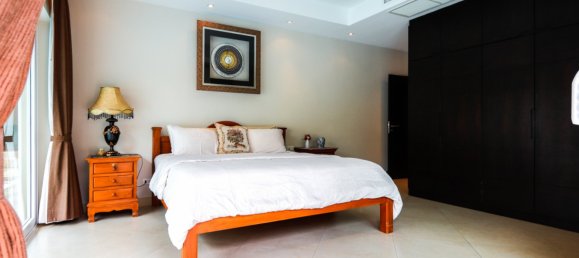 4 Schlafzimmer Haus in Pattaya, Thailand, Nr. 300 16