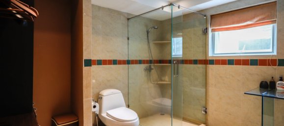 4 Schlafzimmer Haus in Pattaya, Thailand, Nr. 300 12