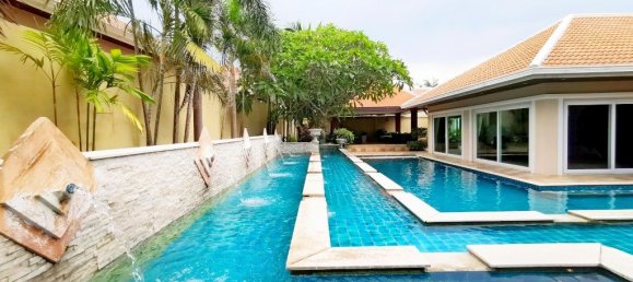 4 bedrooms Cafe / restaurant in Pattaya, Thailand No. 300 6