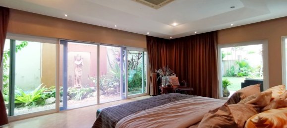 4 bedrooms Cafe / restaurant in Pattaya, Thailand No. 300 23