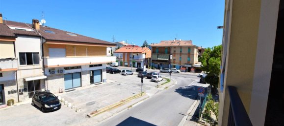 3 Schlafzimmer Wohnung in Porto San Giorgio, Italy, Nr. 345695 9