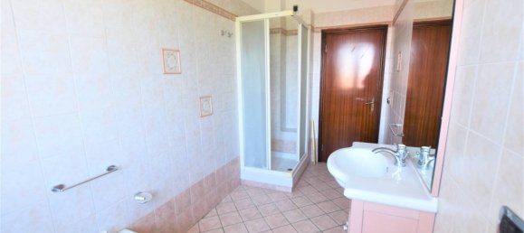 3 Schlafzimmer Wohnung in Porto San Giorgio, Italy, Nr. 345695 32