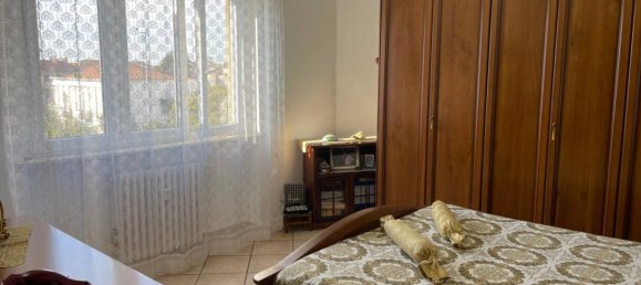 1 bedroom Apartment in Vigevano, Italy No. 181336 12