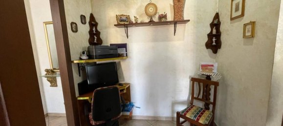 1 bedroom Apartment in Vigevano, Italy No. 181336 2