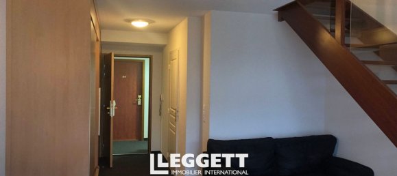 1 bedroom Duplex in Chartres, France No. 276707 3