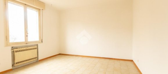 6 bedrooms Villa in Correggio, Italy No. 79345 26