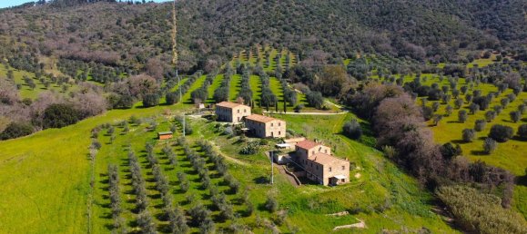 3-salle Appartement à Cinigiano, Italy No. 50894 2