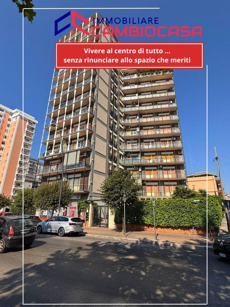 Apartamento T3 em Taranto, Italy N.º 325613