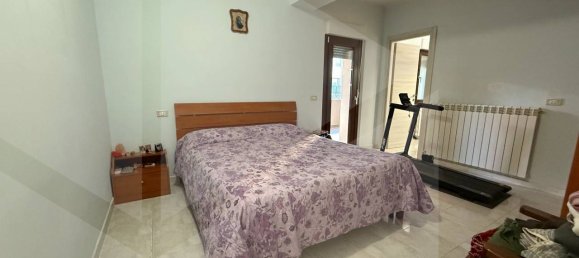 3-salle Appartement à Avezzano, Italy No. 22032 15
