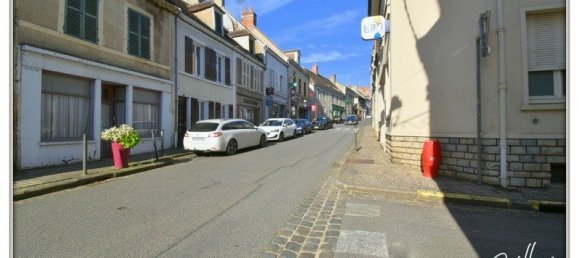 Adosado de 2 dormitorios en Chateaumeillant, France No. 247640 26