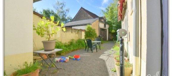 Adosado de 2 dormitorios en Chateaumeillant, France No. 247640 23