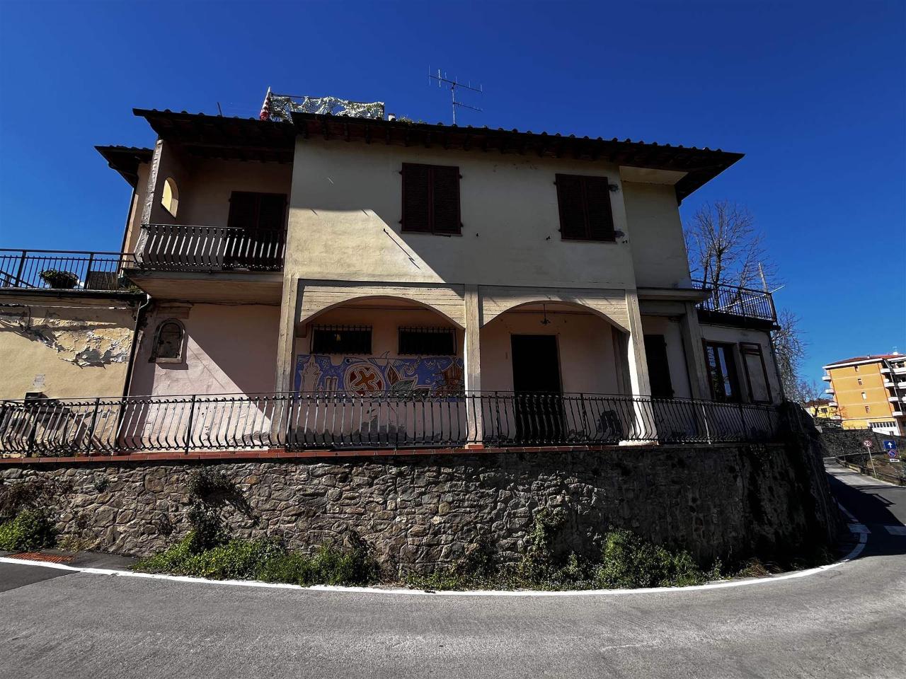 Casa de 5 divisões em Cavriglia, Italy N.º 38035